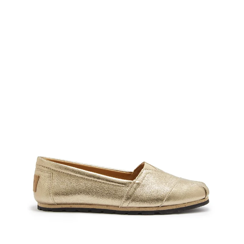 Women's Tassel - Trimmed Loafers with a Low Heel in Olive Green for a Trendy TwistWomen's Chukka Espadrilles, gold leather Women's Tassel - Trimmed Loafers with a Low Heel in Olive Green for a Trendy TwistWomen's Chukka Espadrilles, gold leather