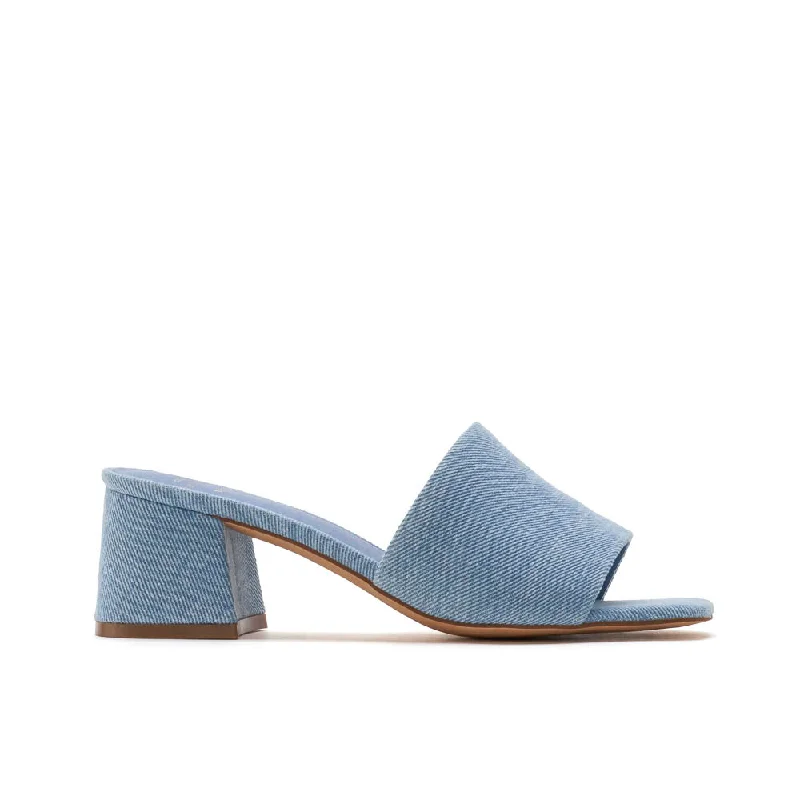 Waterproof Women's Rubber Beach Sandals with Arch Support in Blue for Water ActivitiesWaterproof Women's Rubber Beach Sandals with Arch Support in Blue for Water ActivitiesNUMERO QUATRE Waterproof Women's Rubber Beach Sandals with Arch Support in Blue for Water ActivitiesWaterproof Women's Rubber Beach Sandals with Arch Support in Blue for Water ActivitiesNUMERO QUATRE