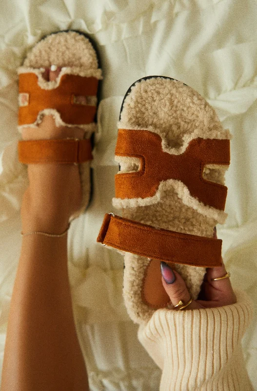 Women's Sandals with a Glitter - Coated Strap in Gold for a Sparkly Summer OutfitBailey Faux Sherpa Slip On Sandals - Chestnut Women's Sandals with a Glitter - Coated Strap in Gold for a Sparkly Summer OutfitBailey Faux Sherpa Slip On Sandals - Chestnut