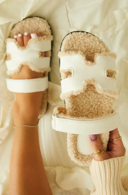 Waterproof Women's Rubber Beach Sandals with Arch Support in Blue for Water ActivitiesBailey Faux Sherpa Slip On Sandals - White Waterproof Women's Rubber Beach Sandals with Arch Support in Blue for Water ActivitiesBailey Faux Sherpa Slip On Sandals - White