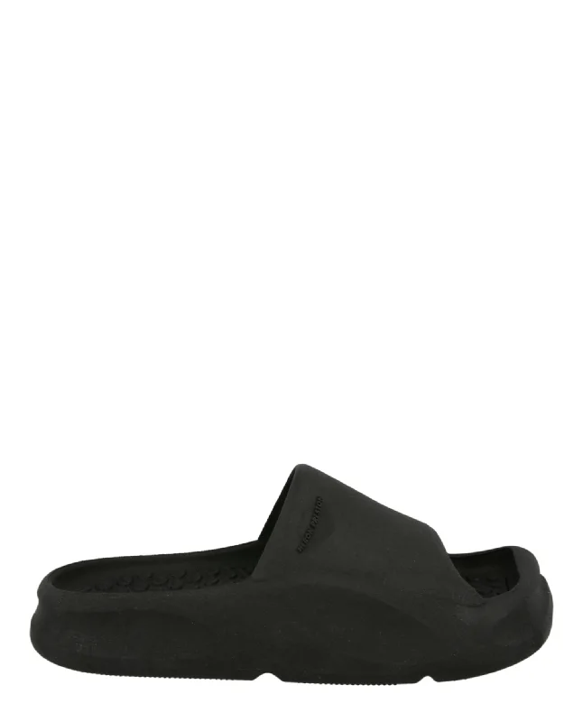 Anti - Slip Women's Sandals with a Grooved Sole in Green for Outdoor AdventuresAnti - Slip Women's Sandals with a Grooved Sole in Green for Outdoor AdventuresEco Moulded Slider Anti - Slip Women's Sandals with a Grooved Sole in Green for Outdoor AdventuresAnti - Slip Women's Sandals with a Grooved Sole in Green for Outdoor AdventuresEco Moulded Slider
