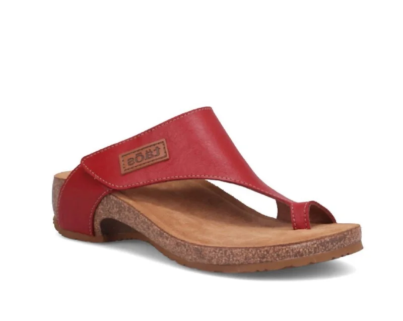 Shock - Absorbing Women's Sandals with a Soft Insole in Black for Active LifestylesLoop In Red Shock - Absorbing Women's Sandals with a Soft Insole in Black for Active LifestylesLoop In Red
