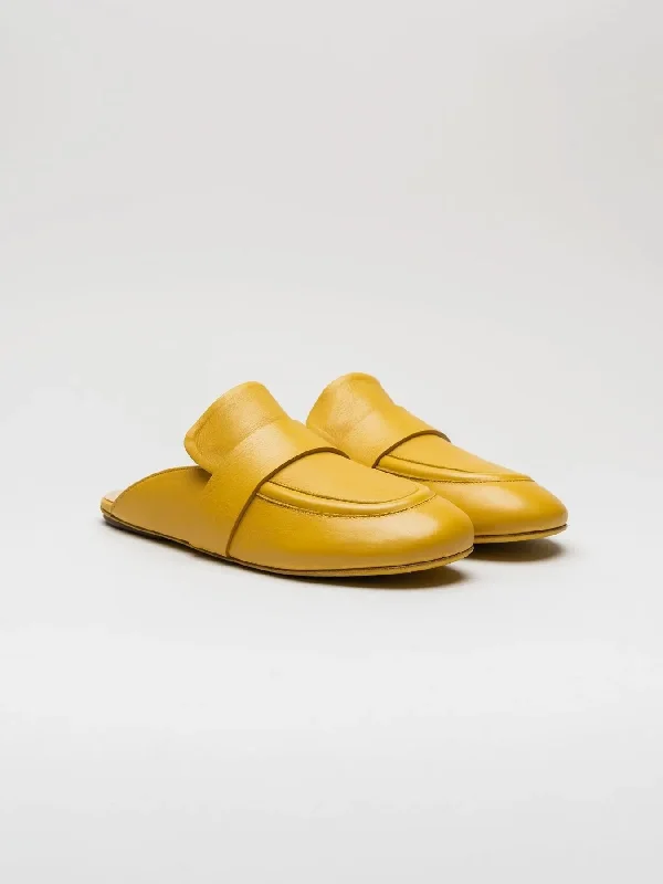 Women's Ankle - Strap Sandals with a Block Heel in Red for a Sophisticated StyleWomen's Ankle - Strap Sandals with a Block Heel in Red for a Sophisticated StyleGIRELLA Women's Ankle - Strap Sandals with a Block Heel in Red for a Sophisticated StyleWomen's Ankle - Strap Sandals with a Block Heel in Red for a Sophisticated StyleGIRELLA