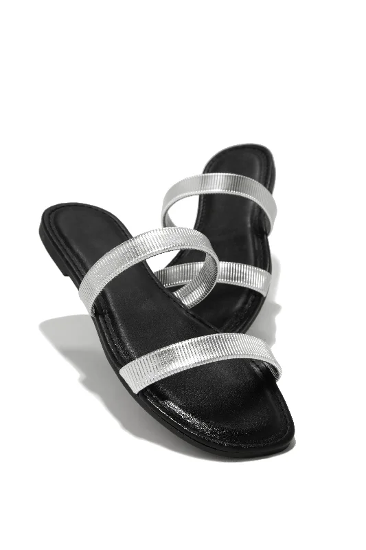 Women's Sandals with a Floral - Printed Upper in Pink for a Feminine Spring LookWomen's Sandals with a Floral - Printed Upper in Pink for a Feminine Spring LookVilla Bonita Slip On Sandals - Silver Women's Sandals with a Floral - Printed Upper in Pink for a Feminine Spring LookWomen's Sandals with a Floral - Printed Upper in Pink for a Feminine Spring LookVilla Bonita Slip On Sandals - Silver