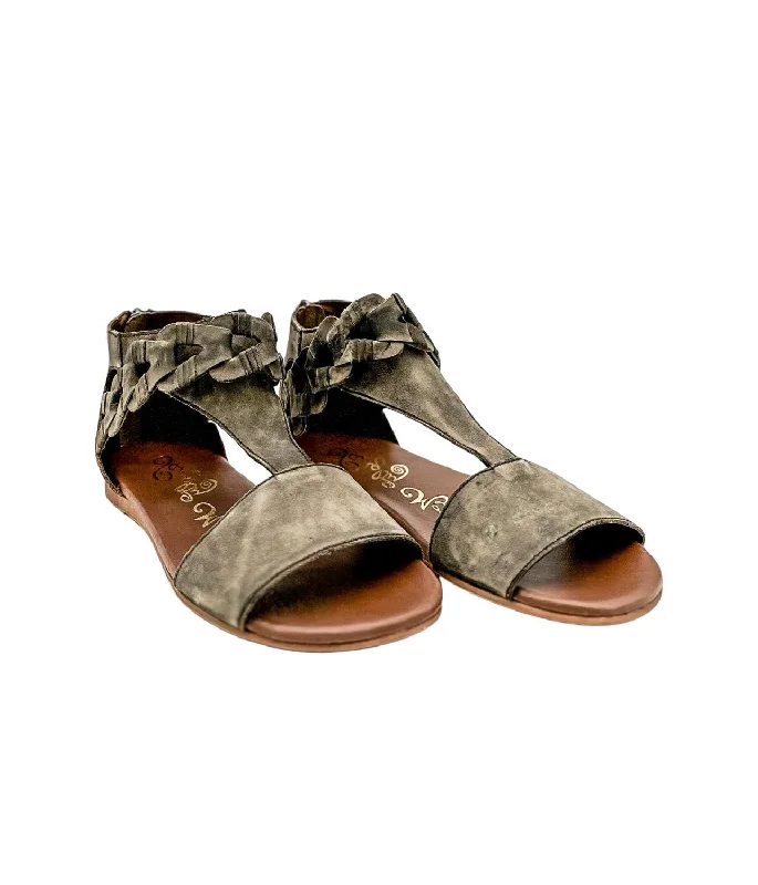 Women's Sandals with a Glitter - Coated Strap in Gold for a Sparkly Summer OutfitWomen's Sandals with a Glitter - Coated Strap in Gold for a Sparkly Summer OutfitWomen Loop D Loop Sandals In Black Women's Sandals with a Glitter - Coated Strap in Gold for a Sparkly Summer OutfitWomen's Sandals with a Glitter - Coated Strap in Gold for a Sparkly Summer OutfitWomen Loop D Loop Sandals In Black