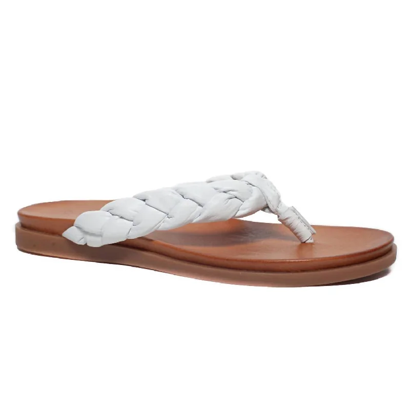 Women's Flat Slide Sandals with a Memory Foam Insole in White for All - Day ComfortWomen's Diona 72 Sandal In White Women's Flat Slide Sandals with a Memory Foam Insole in White for All - Day ComfortWomen's Diona 72 Sandal In White
