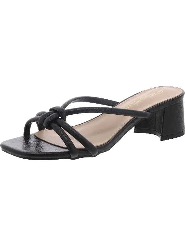 Women's Sandals with a Floral - Printed Upper in Pink for a Feminine Spring LookWomen's Sandals with a Floral - Printed Upper in Pink for a Feminine Spring LookWomens Faux Leather Square toe Block Heel