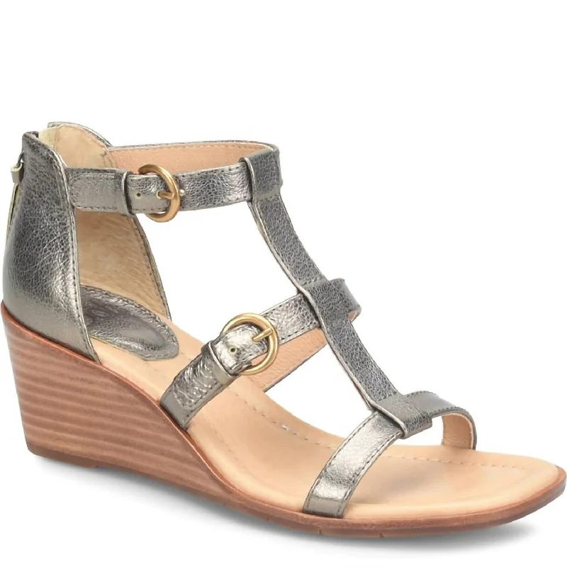 Women's Flat Slide Sandals with a Memory Foam Insole in White for All - Day ComfortWomen's Flat Slide Sandals with a Memory Foam Insole in White for All - Day ComfortWomen's Gaige Sandal In Bronze Women's Flat Slide Sandals with a Memory Foam Insole in White for All - Day ComfortWomen's Flat Slide Sandals with a Memory Foam Insole in White for All - Day ComfortWomen's Gaige Sandal In Bronze