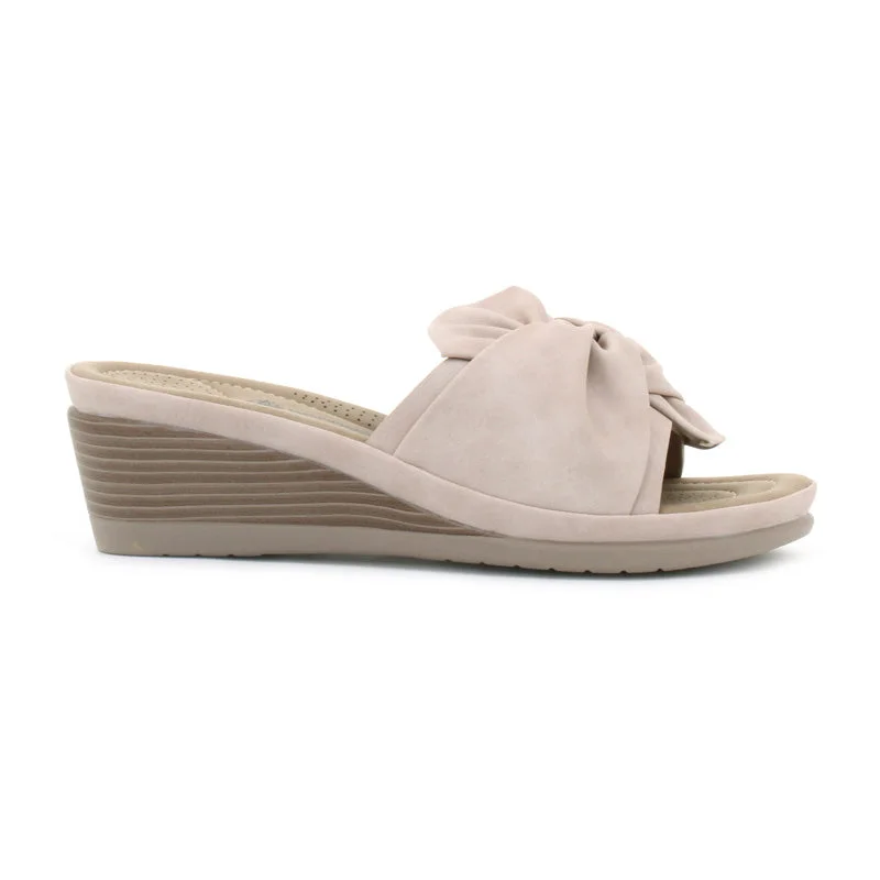 Shock - Absorbing Women's Sandals with a Soft Insole in Black for Active LifestylesShock - Absorbing Women's Sandals with a Soft Insole in Black for Active LifestylesWomens Janet Wedge Shock - Absorbing Women's Sandals with a Soft Insole in Black for Active LifestylesShock - Absorbing Women's Sandals with a Soft Insole in Black for Active LifestylesWomens Janet Wedge