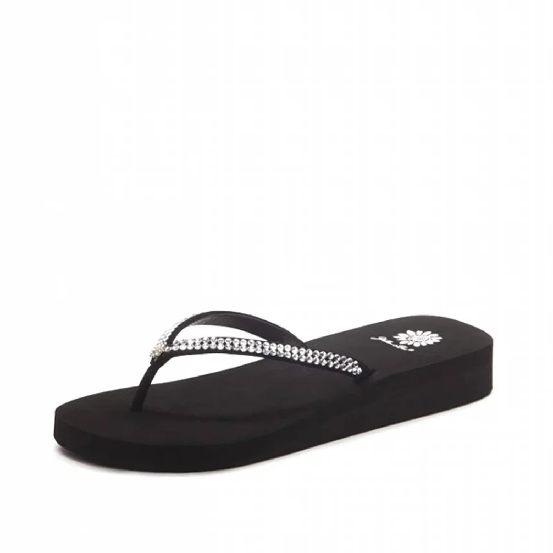 Anti - Slip Women's Sandals with a Grooved Sole in Green for Outdoor AdventuresAnti - Slip Women's Sandals with a Grooved Sole in Green for Outdoor AdventuresWomen's Jello Rhinestone Sandal In Black Anti - Slip Women's Sandals with a Grooved Sole in Green for Outdoor AdventuresAnti - Slip Women's Sandals with a Grooved Sole in Green for Outdoor AdventuresWomen's Jello Rhinestone Sandal In Black