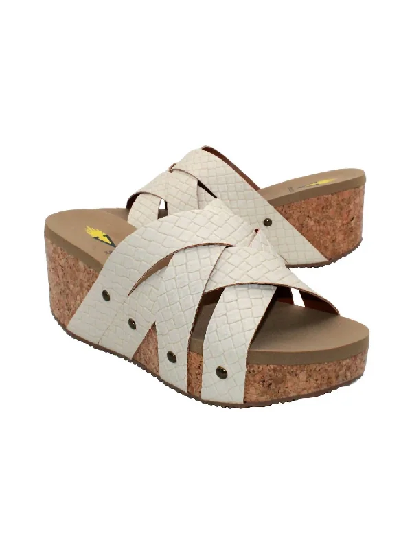 Women's Strappy Gladiator Sandals with Buckle Closures in Tan for a Boho LookWomen's Strappy Gladiator Sandals with Buckle Closures in Tan for a Boho LookWomen's Newport Sandal In Beige Women's Strappy Gladiator Sandals with Buckle Closures in Tan for a Boho LookWomen's Strappy Gladiator Sandals with Buckle Closures in Tan for a Boho LookWomen's Newport Sandal In Beige