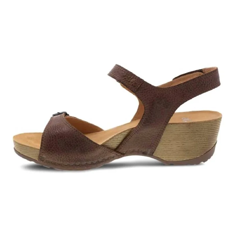 Sustainable Women's Recycled Material Sandals in Beige for Eco - Conscious ShoppersSustainable Women's Recycled Material Sandals in Beige for Eco - Conscious ShoppersWomen's Tricia Sandals In Brown Sustainable Women's Recycled Material Sandals in Beige for Eco - Conscious ShoppersSustainable Women's Recycled Material Sandals in Beige for Eco - Conscious ShoppersWomen's Tricia Sandals In Brown