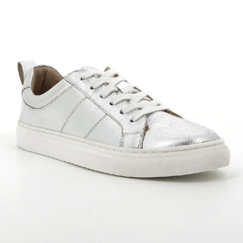 Foldable Women's Travel Sneakers for Compact Storage in LuggageHush Puppies Mistry Leather Sneaker - Silver Foldable Women's Travel Sneakers for Compact Storage in LuggageHush Puppies Mistry Leather Sneaker - Silver