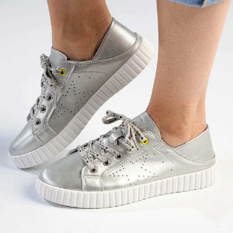 Patterned Print Women's Sneakers in Floral Designs for a Feminine and Fashion - Forward LookJulz Valentina Leather Sneaker With Star Detail - Silver Patterned Print Women's Sneakers in Floral Designs for a Feminine and Fashion - Forward LookJulz Valentina Leather Sneaker With Star Detail - Silver