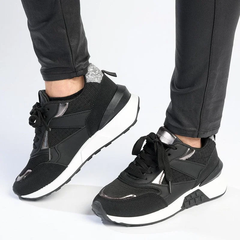 Lightweight Knit Women's Sneakers with Arch Support for All - Day ComfortMadison Taylor Fashion Sneaker - Black Lightweight Knit Women's Sneakers with Arch Support for All - Day ComfortMadison Taylor Fashion Sneaker - Black