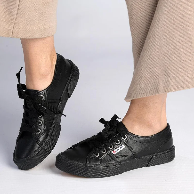 Chunky - Sole Women's Platform Sneakers in White for a Trendy Street Style LookPierre Cardin Calais Sneaker - Black Chunky - Sole Women's Platform Sneakers in White for a Trendy Street Style LookPierre Cardin Calais Sneaker - Black