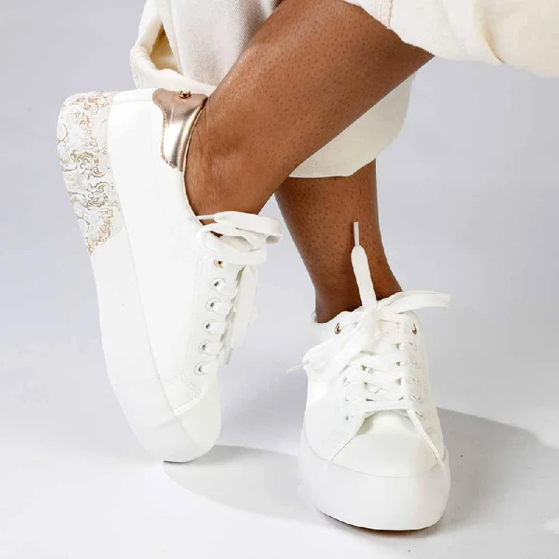 High - Top Women's Leather Sneakers in Black for a Stylish and Durable OptionPierre Cardin Paisley 2 Sneaker - White/Gold High - Top Women's Leather Sneakers in Black for a Stylish and Durable OptionPierre Cardin Paisley 2 Sneaker - White/Gold