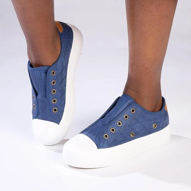 Women's Sneakers with Adjustable Straps for a Customized Fit During High - Impact ExercisesSoft Style by Hush Puppies Forest Sneaker - Denim