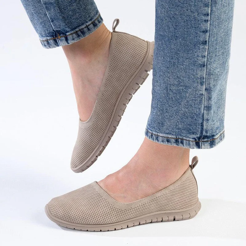 Sparkly Rhinestone - Embellished Women's Sneakers for a Glamorous and Eye - Catching LookSoft style by Hush Puppies Natura Sneaker - Taupe Sparkly Rhinestone - Embellished Women's Sneakers for a Glamorous and Eye - Catching LookSoft style by Hush Puppies Natura Sneaker - Taupe