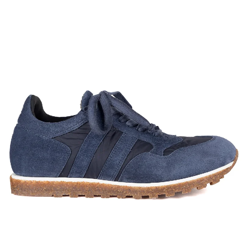 High - Top Women's Leather Sneakers in Black for a Stylish and Durable OptionSPORT 6501 <br>Nightblue sneakers High - Top Women's Leather Sneakers in Black for a Stylish and Durable OptionSPORT 6501 <br>Nightblue sneakers