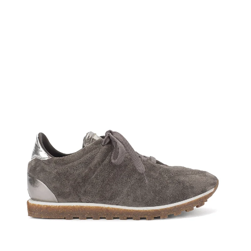 Retro - Style Women's Sneakers in Pastel Colors for a Nostalgic and Fashionable VibeSPORT 50006<br> Grey sneakers Retro - Style Women's Sneakers in Pastel Colors for a Nostalgic and Fashionable VibeSPORT 50006<br> Grey sneakers
