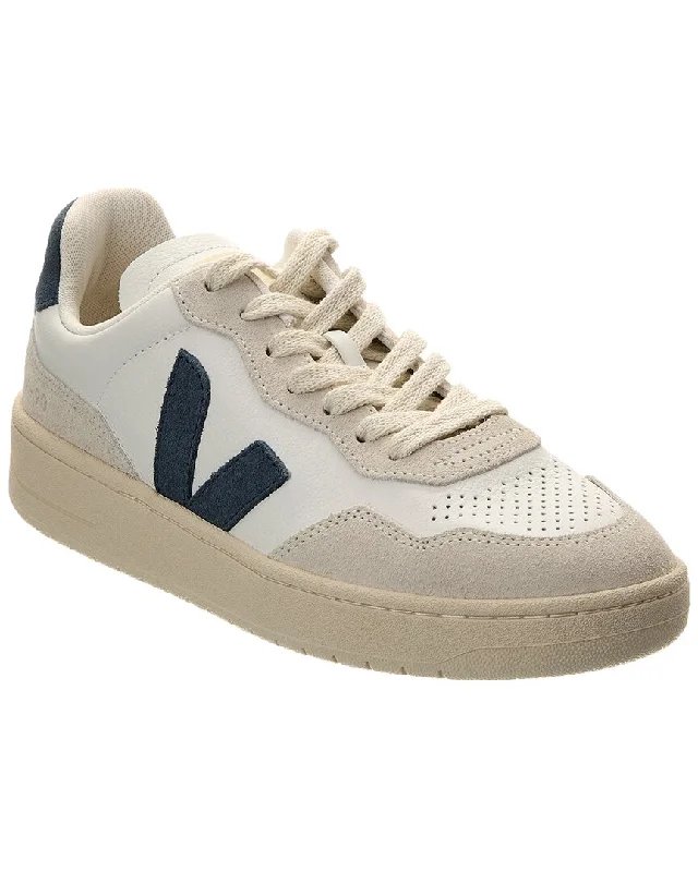 Retro - Style Women's Sneakers in Pastel Colors for a Nostalgic and Fashionable VibeVEJA V-90 Leather Sneaker Retro - Style Women's Sneakers in Pastel Colors for a Nostalgic and Fashionable VibeVEJA V-90 Leather Sneaker