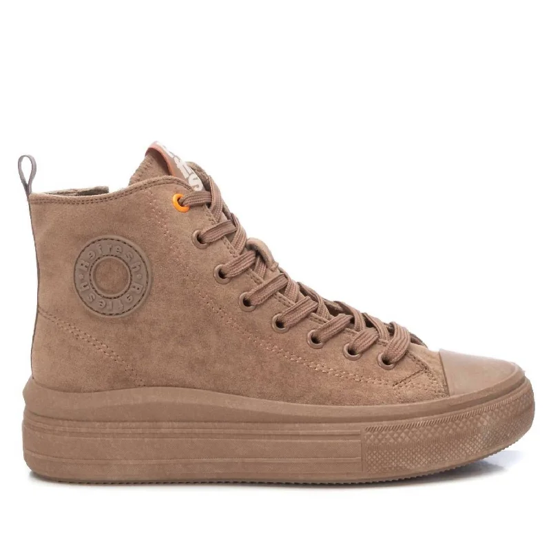 Breathable Mesh Women's Running Sneakers with Reflective Trim for Nighttime JoggingWomen's Casual High Top Sneakers In Light Brown Breathable Mesh Women's Running Sneakers with Reflective Trim for Nighttime JoggingWomen's Casual High Top Sneakers In Light Brown