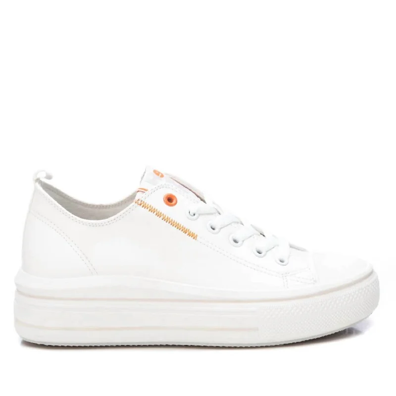 High - Top Women's Leather Sneakers in Black for a Stylish and Durable OptionWomen's Casual Sneakers In White High - Top Women's Leather Sneakers in Black for a Stylish and Durable OptionWomen's Casual Sneakers In White