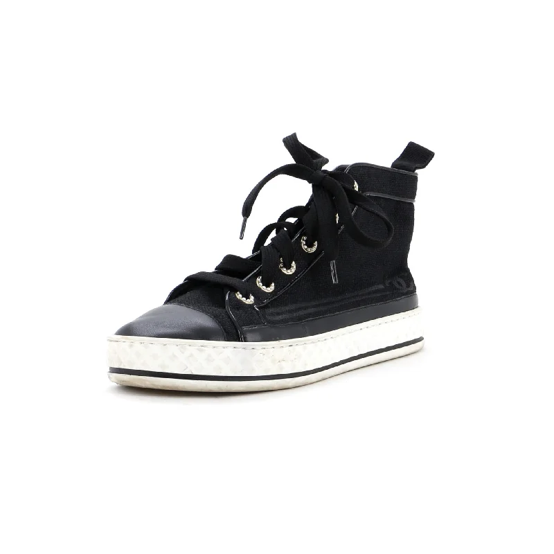 Patterned Print Women's Sneakers in Floral Designs for a Feminine and Fashion - Forward LookWomen's CC Cap Toe High-Top Sneakers Canvas and Leather Patterned Print Women's Sneakers in Floral Designs for a Feminine and Fashion - Forward LookWomen's CC Cap Toe High-Top Sneakers Canvas and Leather