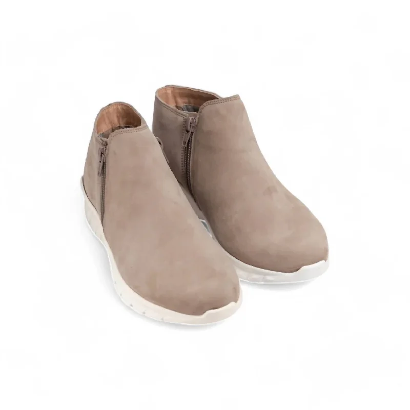 Women's Sneakers with Memory Foam Insoles for Exceptional Cushioning and ComfortWomen's Zodiac Sneaker In Stone Nubuck Women's Sneakers with Memory Foam Insoles for Exceptional Cushioning and ComfortWomen's Zodiac Sneaker In Stone Nubuck
