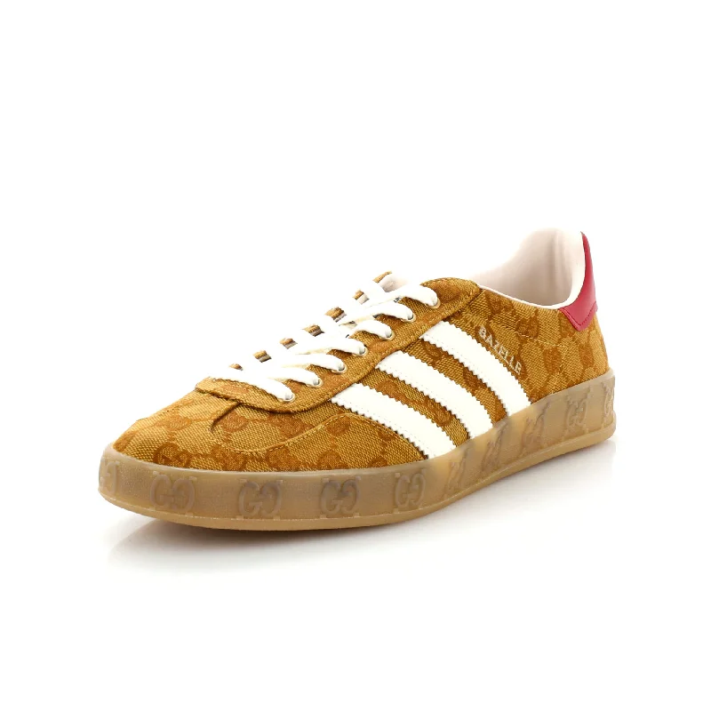 Women's Sneakers with Removable Insoles for Easy Cleaning and Customizationx Adidas Women's Gazelle Sneakers GG Canvas